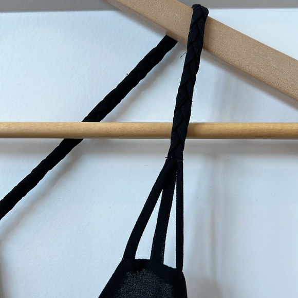 Beautiful black Zebra top with fine details - Picture 3 of 6